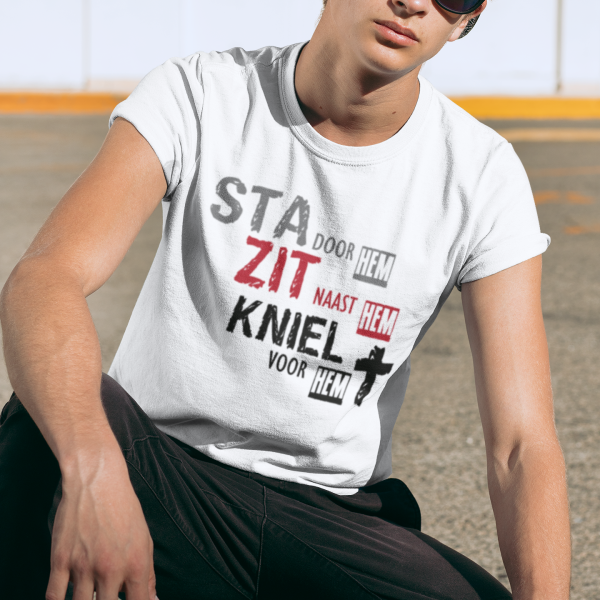 Kniel voor de Heer - Christelijk heren T-shirt