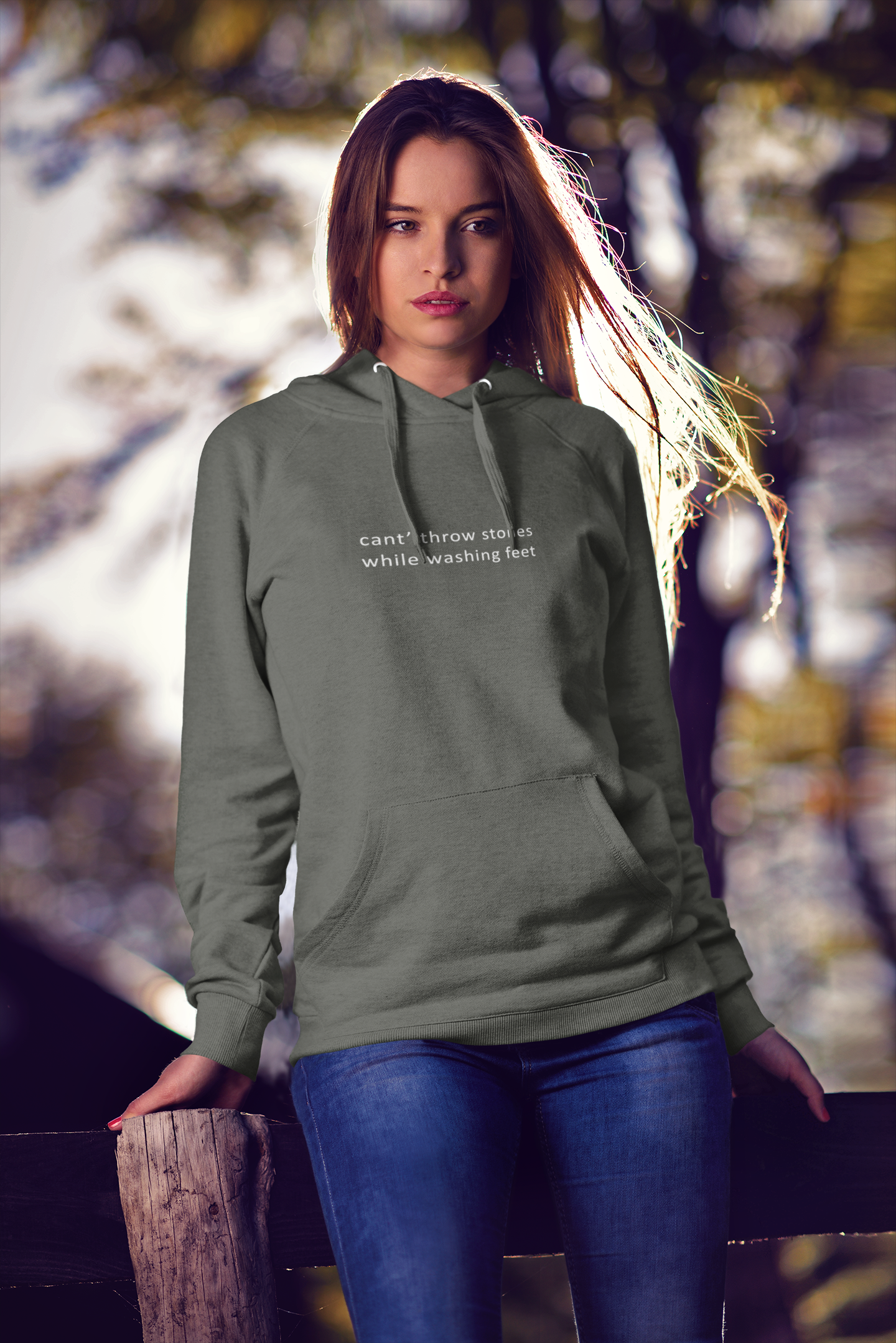 Christelijke dames hoodie! - Can't Throw Stones, While Washing Feet