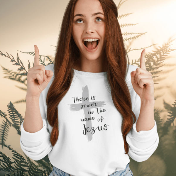 Christelijke Dames sweater - There is power in the name of Jesus