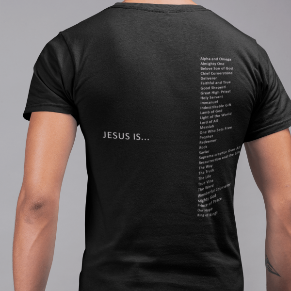 Jesus is - Christelijk heren T-shirt