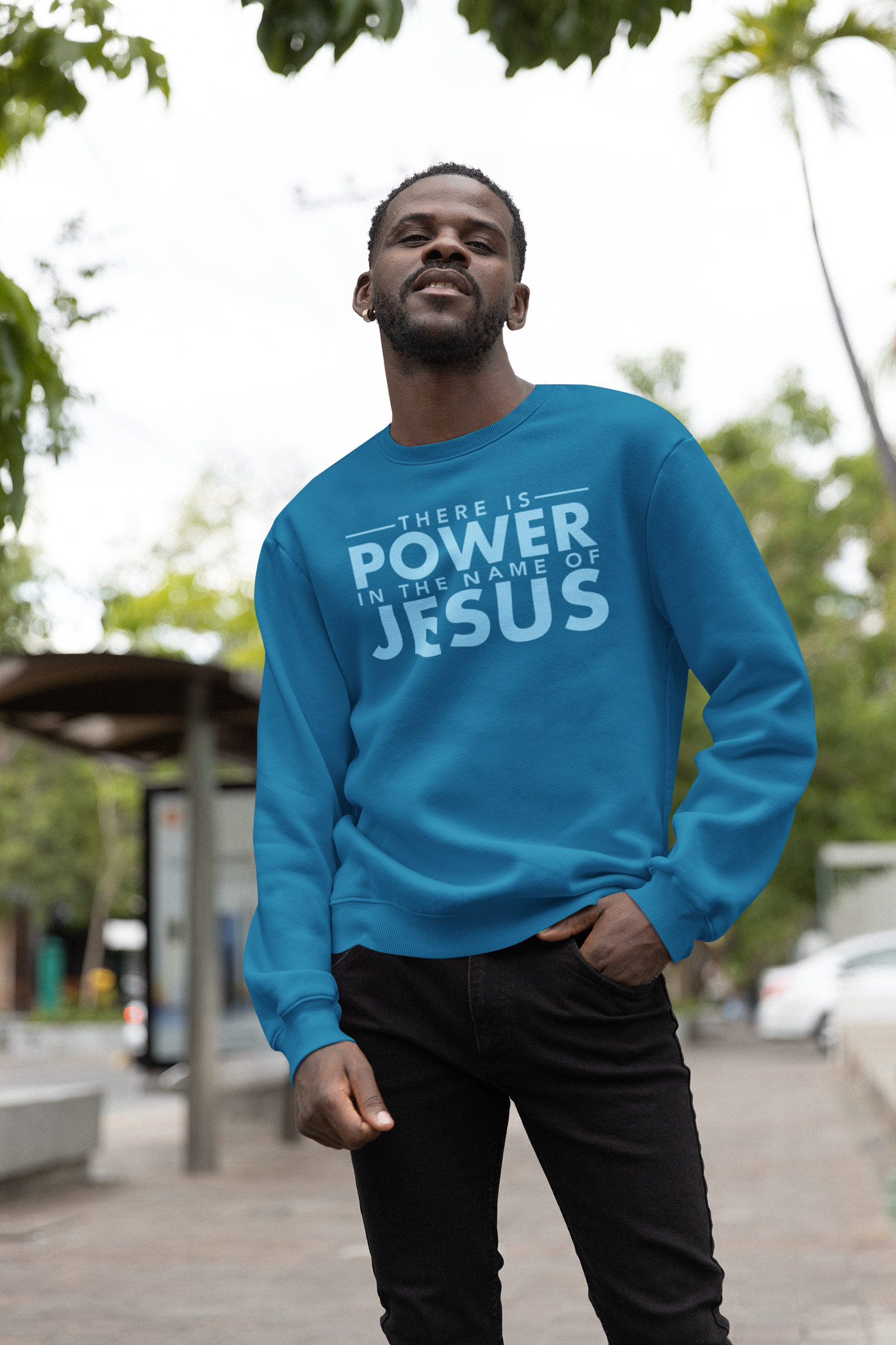 Christelijke Heren sweater - There is power in the name of Jesus