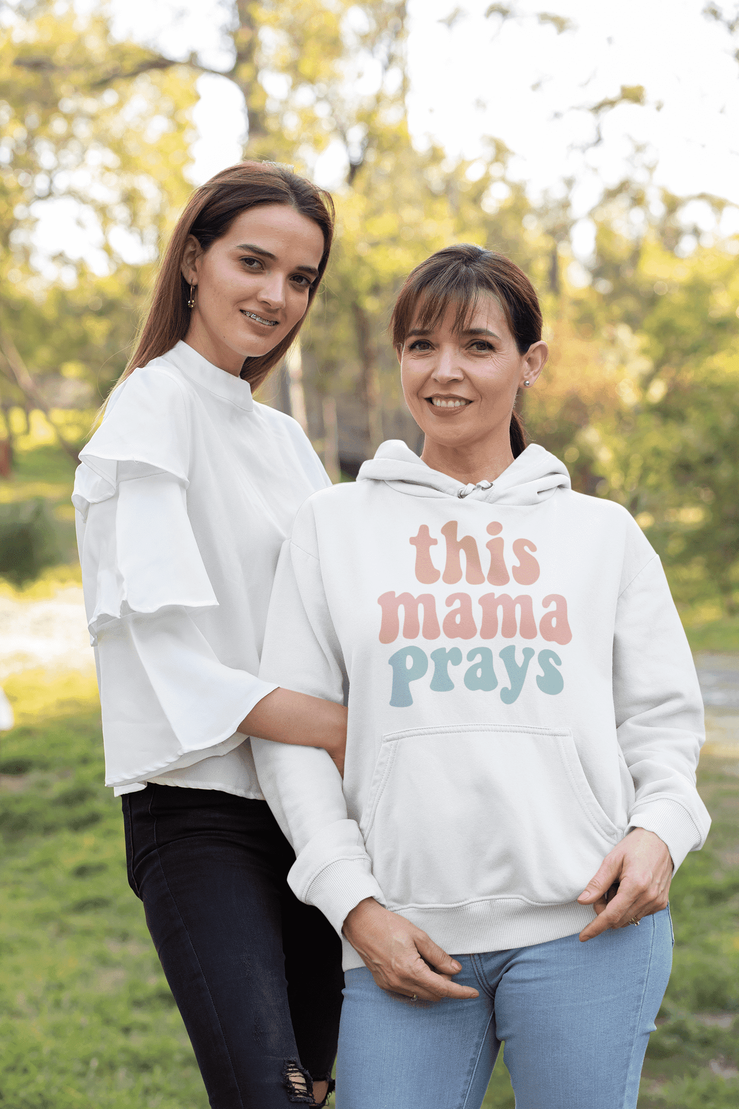 This mama prays - Christelijke Dames Hoodie - van biokatoen in 29 kleuren