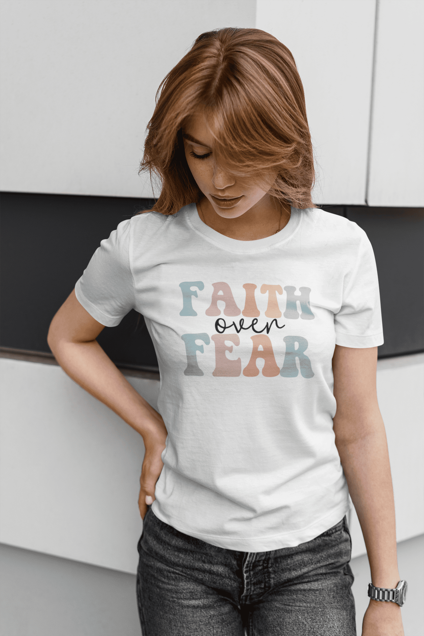 Faith over fear - Christelijk Dames T-Shirt - 31 kleuren