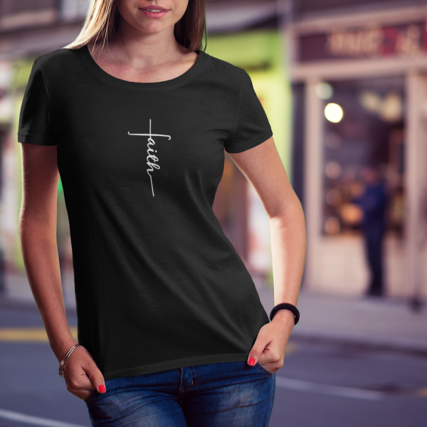 Faith Cross - Christelijk bio katoen ruime hals T-Shirt